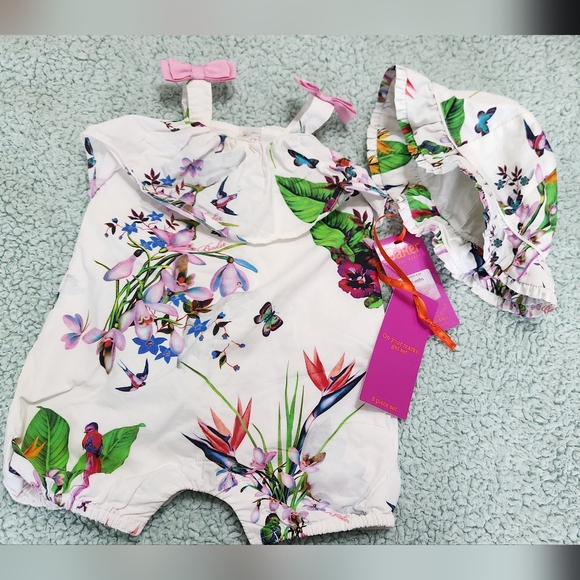 TED BAKER BABY ROMPER SET - Picture 1 of 5